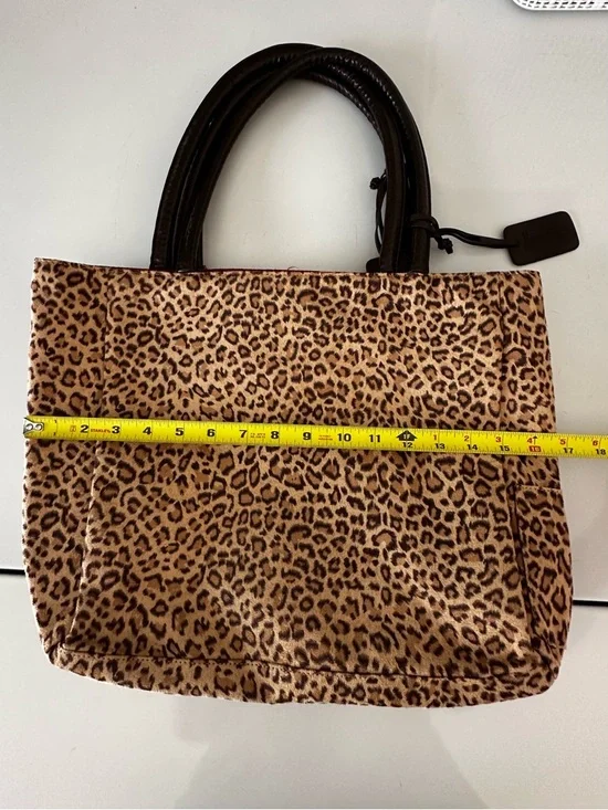 Neiman Marcus Leopard-Print Tote Duo - Picture 4 of 9